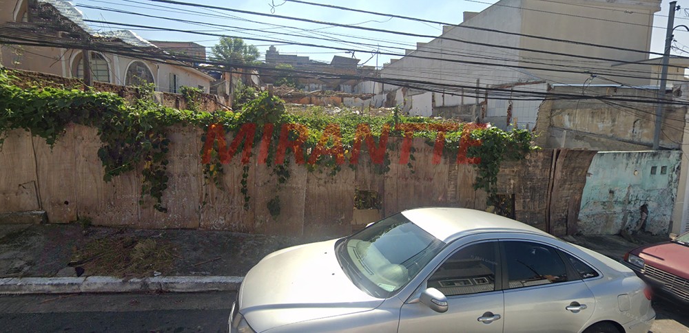 Terreno de 672m² em Casa Verde