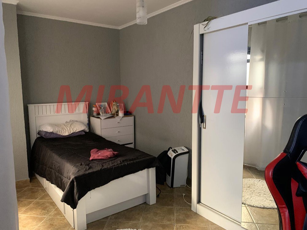 Sobrado de 100m² com 3 quartos em Vila Nova Mazzei