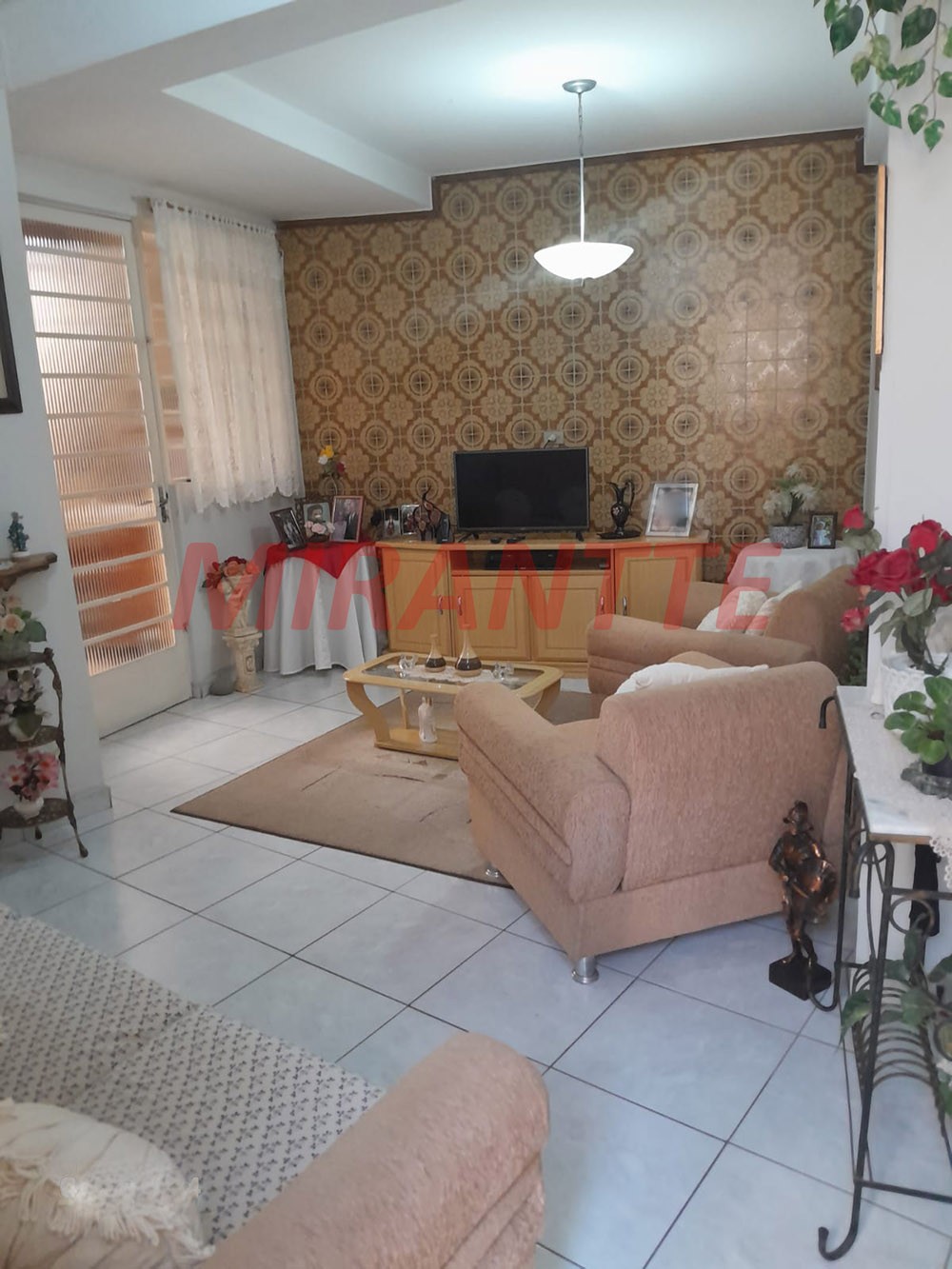 Casa terrea de 232m² com 3 quartos em Vila Nivi