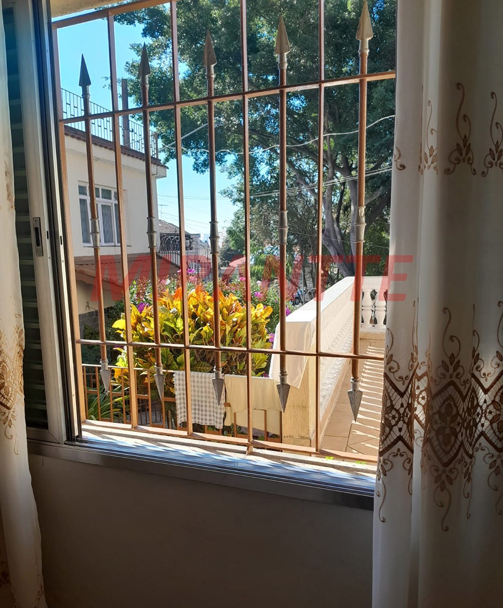 Casa terrea de 232m² com 3 quartos em Vila Nivi