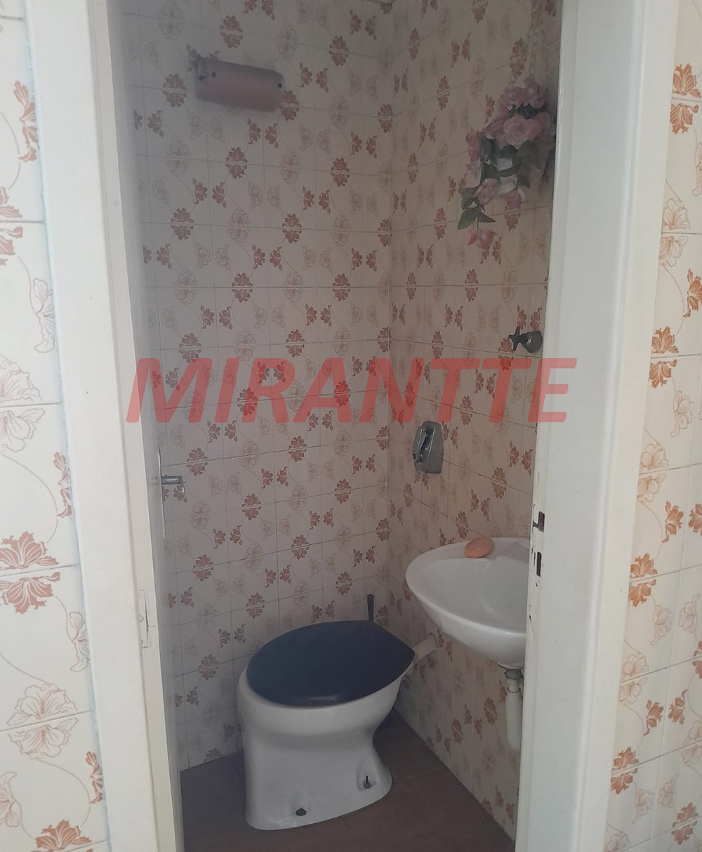 Casa terrea de 232m² com 3 quartos em Vila Nivi