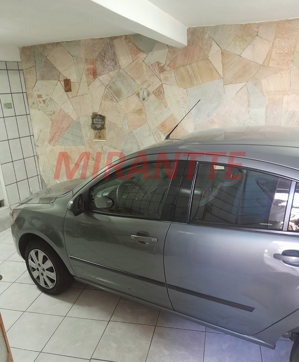 Casa terrea de 232m² com 3 quartos em Vila Nivi