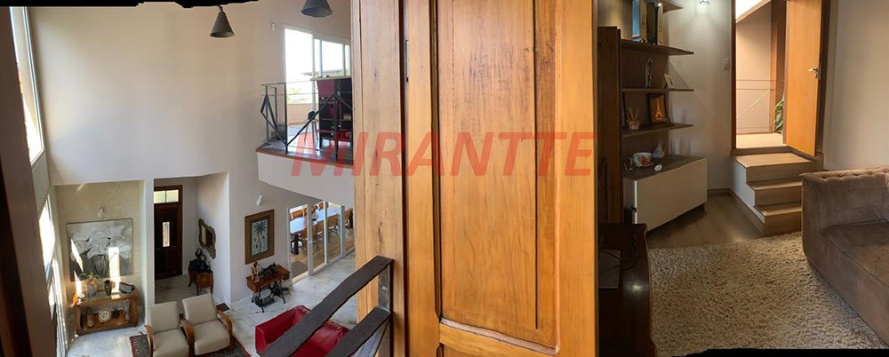 Cond. fechado de 480m² com 5 quartos em Fazenda Cachoeira