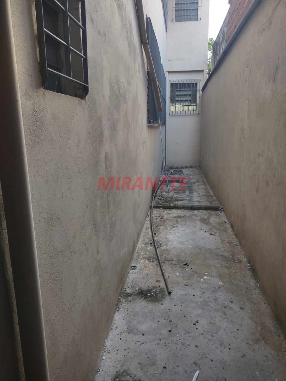 Comercial de 312m² em Santana