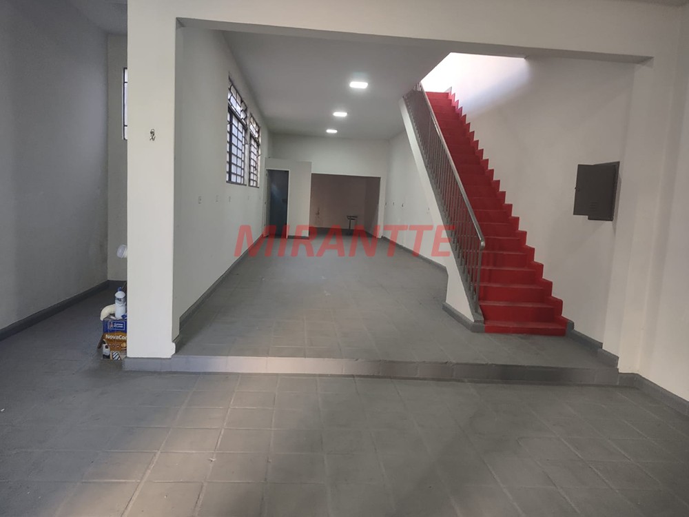 Comercial de 312m² em Santana