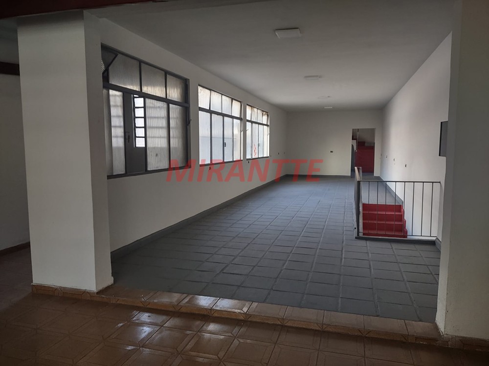 Comercial de 312m² em Santana