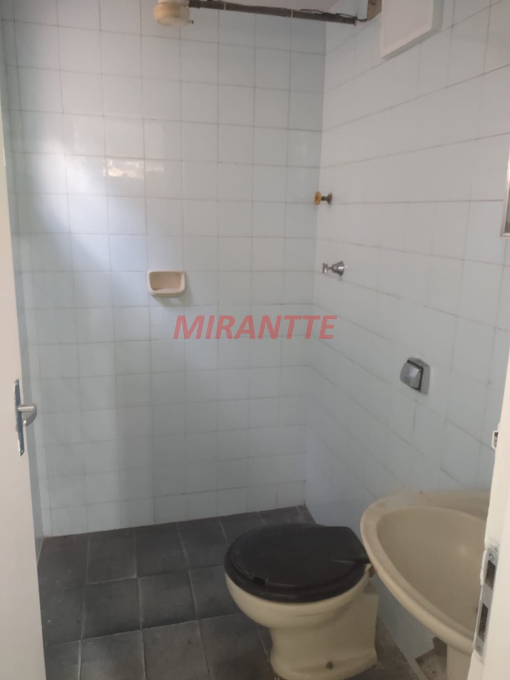 Comercial de 312m² em Santana
