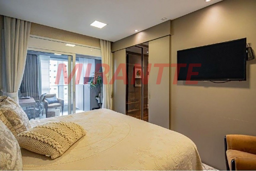 Apartamento de 278m² com 4 quartos em Moema