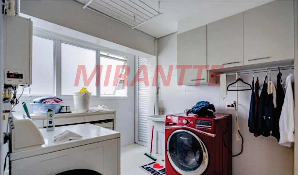 Apartamento de 278m² com 4 quartos em Moema