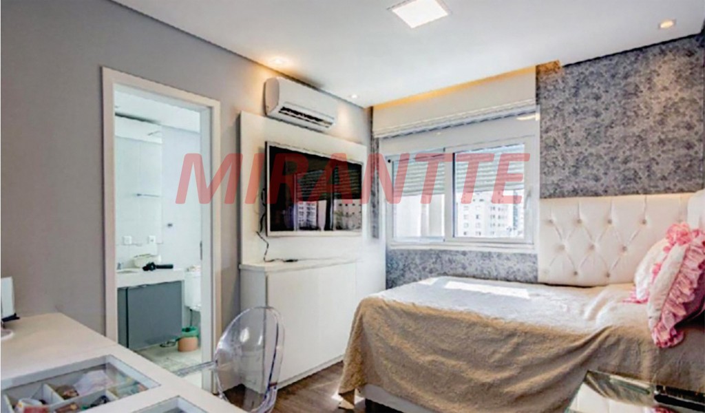 Apartamento de 278m² com 4 quartos em Moema
