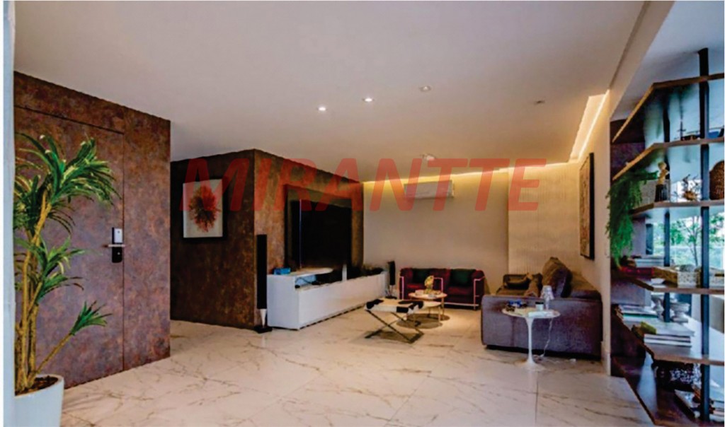 Apartamento de 278m² com 4 quartos em Moema