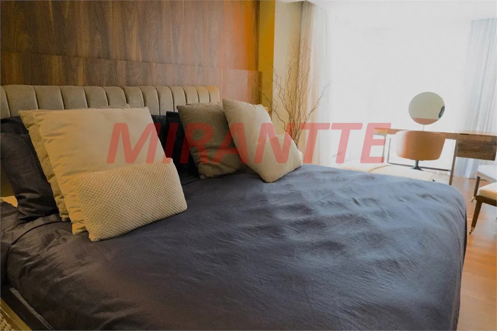 Apartamento de 278m² com 4 quartos em Moema