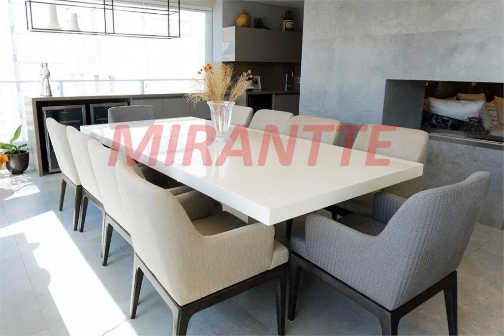 Apartamento de 278m² com 4 quartos em Moema