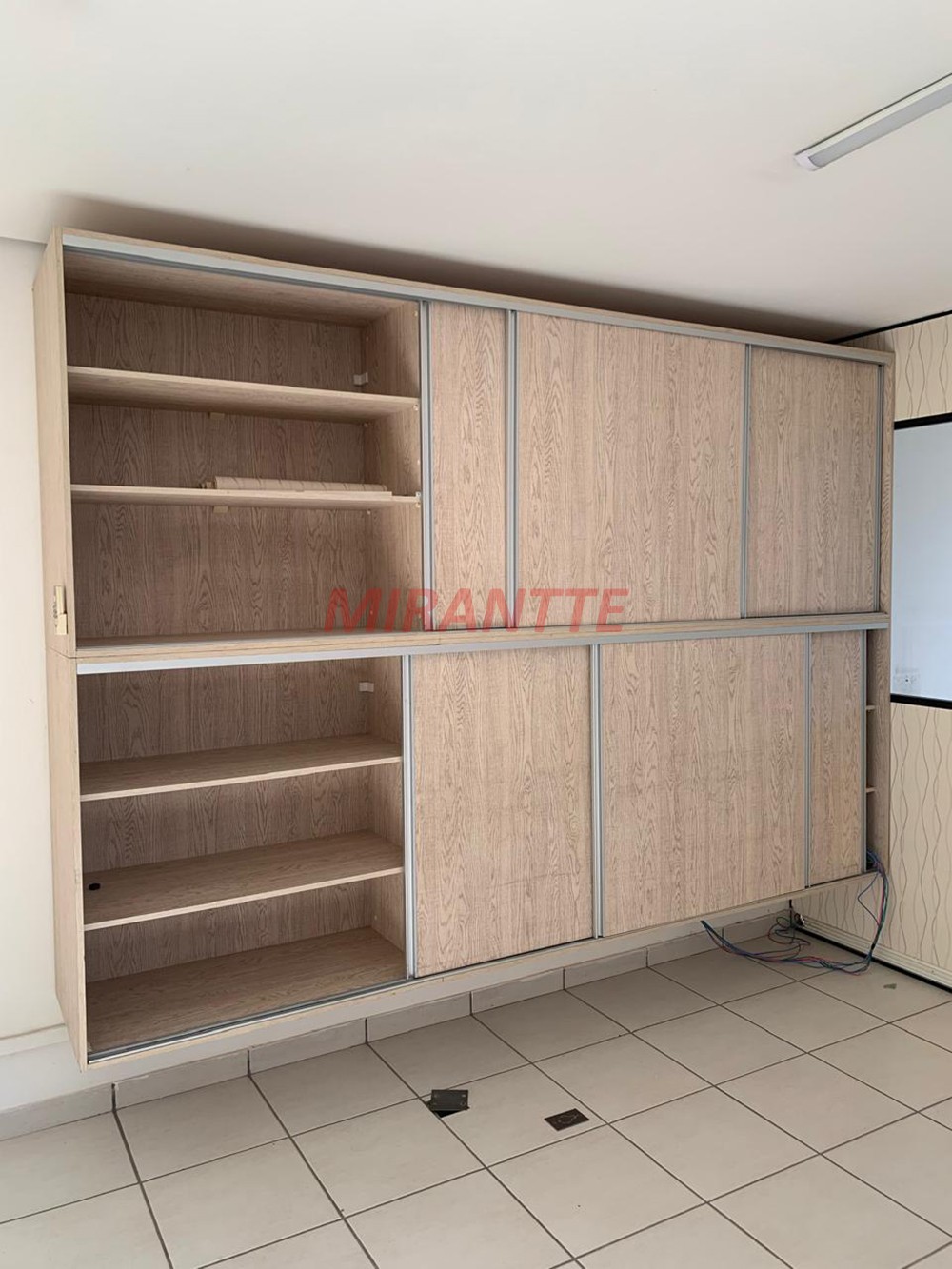 Conjunto comercial de 53m² em Santana