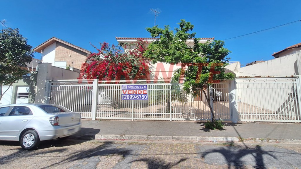 Sobrado de 252m² com 4 quartos em Tremembe