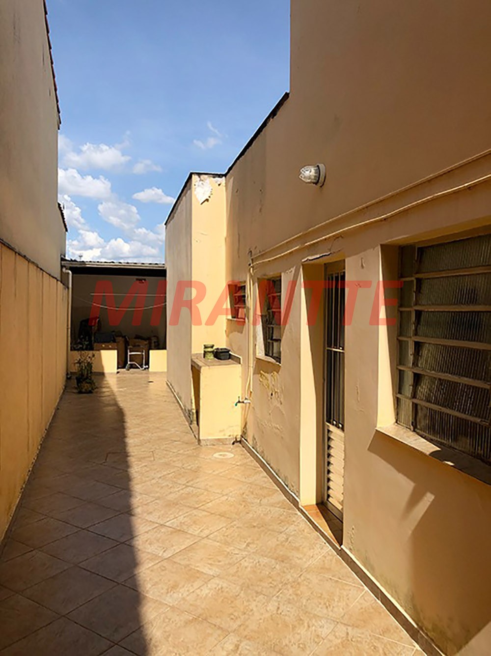 Sobrado de 135m² com 2 quartos em Jardim Vila Galvão