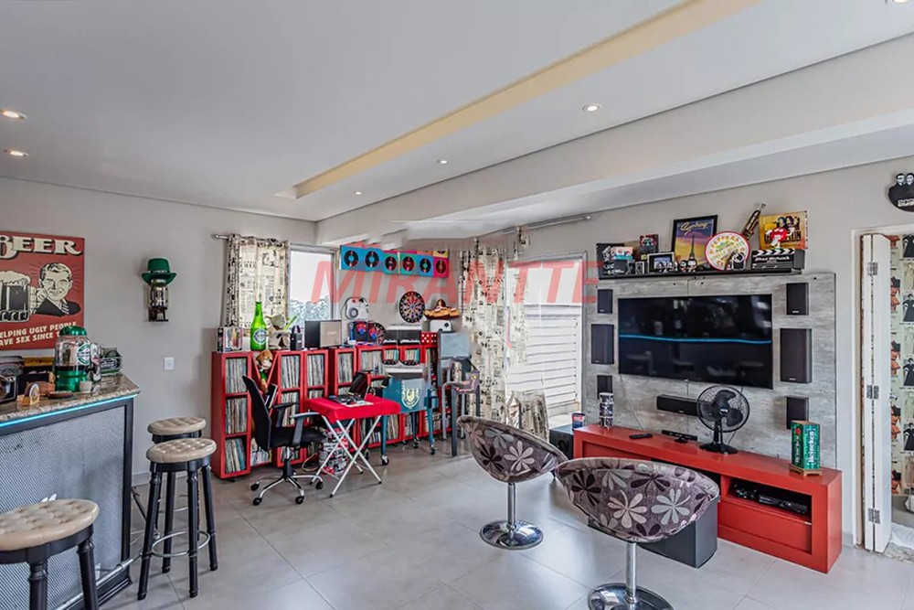Cobertura de 154m² com 3 quartos em Santa Teresinha