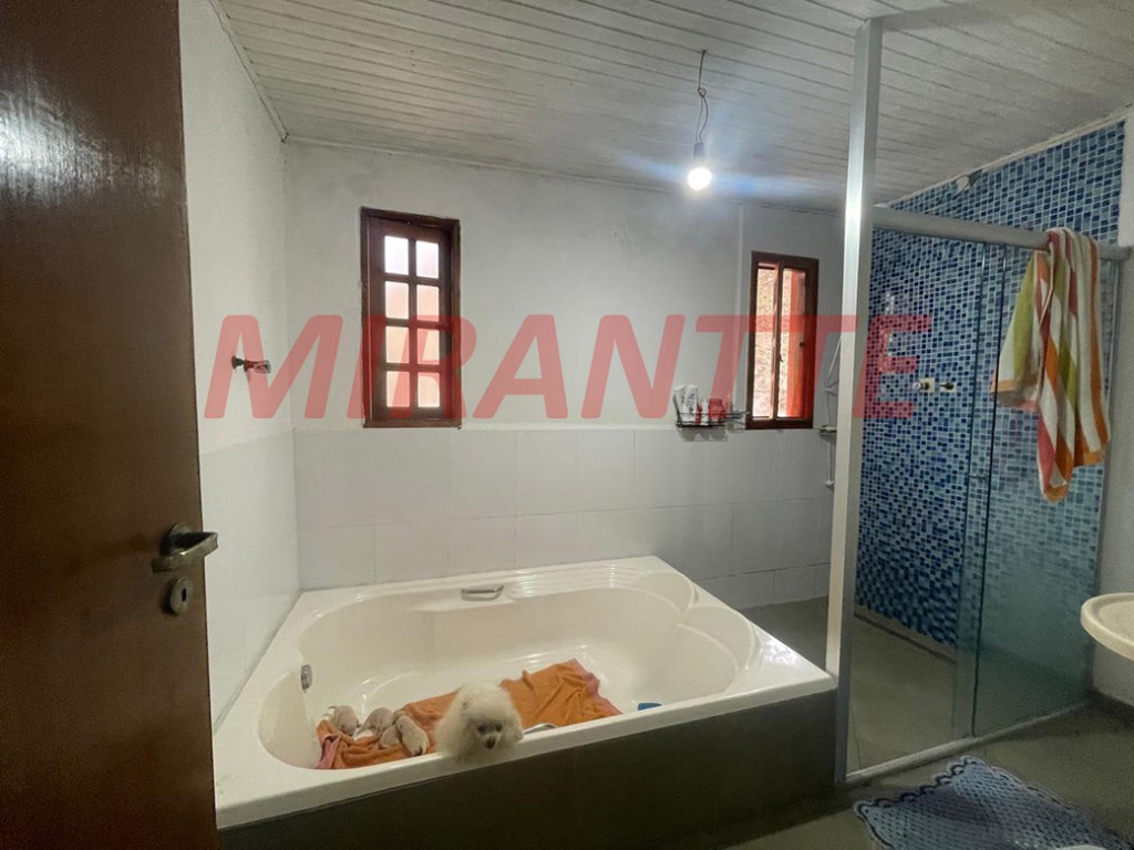 ChÁcara de 300m² com 4 quartos em Hortolandia – Mairiporã