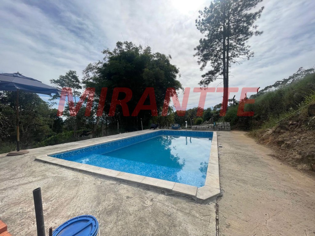 ChÁcara de 300m² com 4 quartos em Hortolandia – Mairiporã
