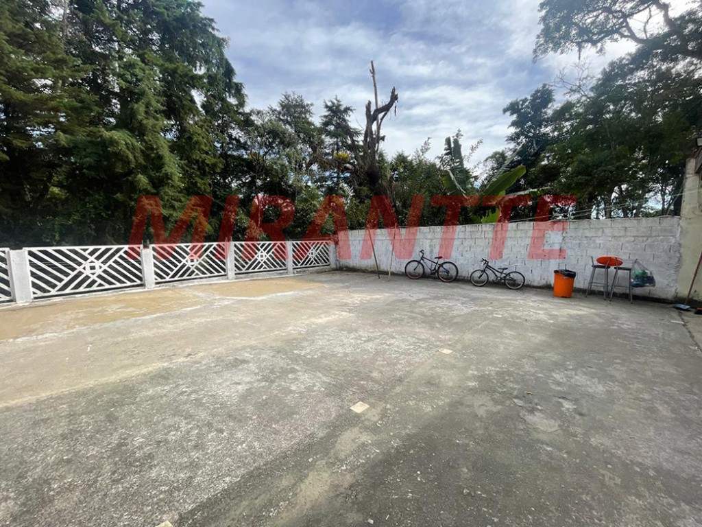 ChÁcara de 300m² com 4 quartos em Hortolandia – Mairiporã