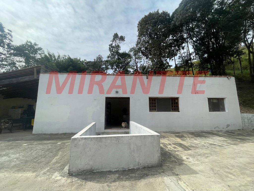 ChÁcara de 300m² com 4 quartos em Hortolandia – Mairiporã