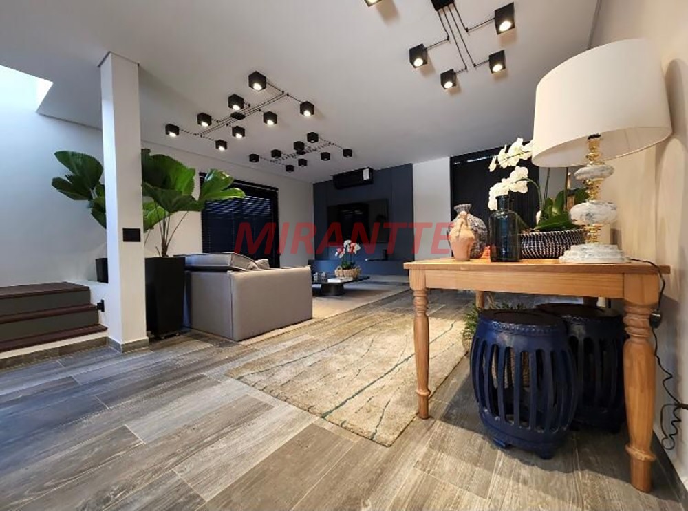 Cond. fechado de 330m² com 5 quartos em RIVIERA DE SAO LOURENCO