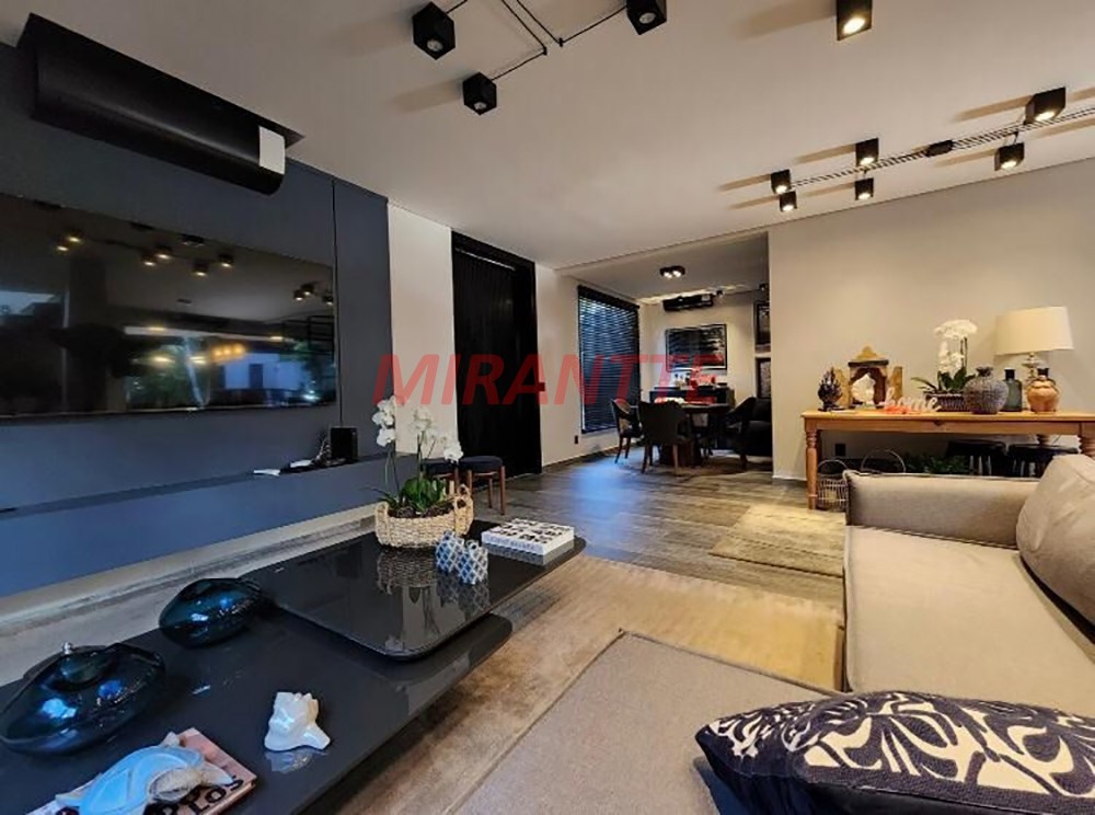Cond. fechado de 330m² com 5 quartos em RIVIERA DE SAO LOURENCO