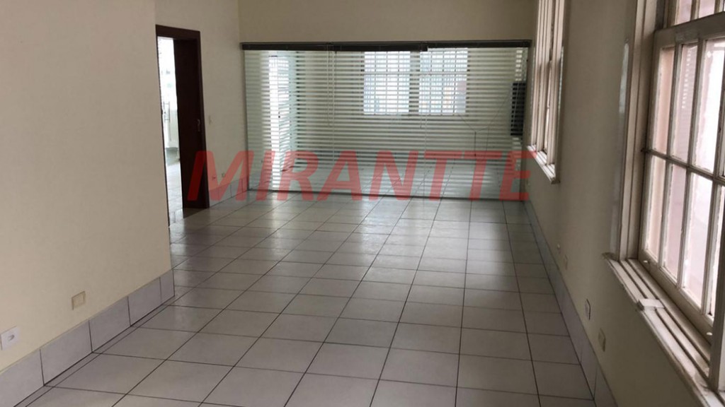 Sobrado de 479m² em Bela Vista