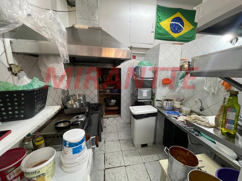 Sobrado de 351m² com 3 quartos em Jardim São Bento