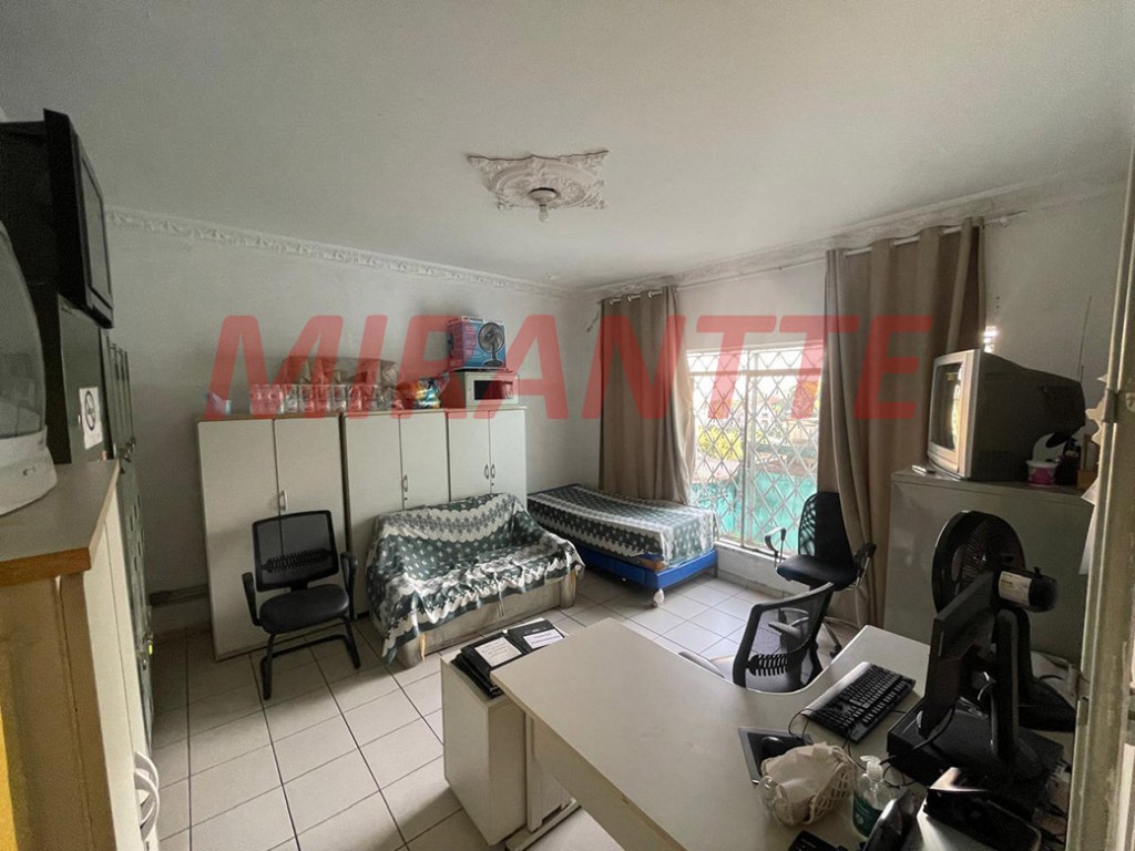 Sobrado de 351m² com 3 quartos em Jardim São Bento