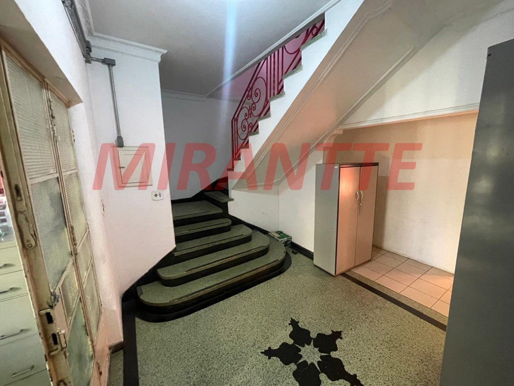 Sobrado de 351m² com 3 quartos em Jardim São Bento