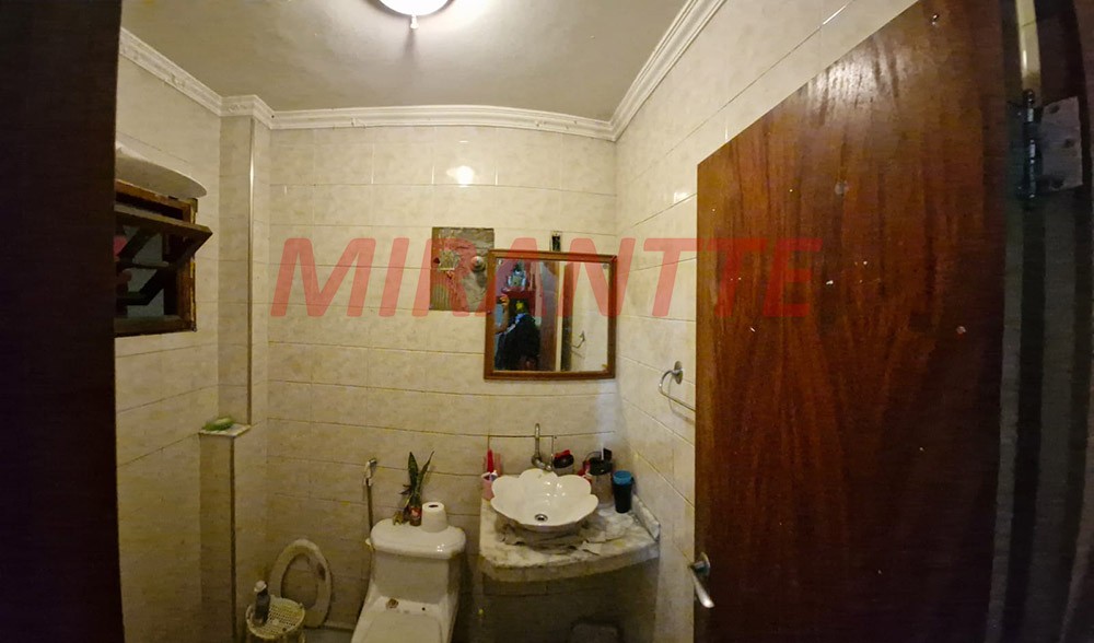 Sobrado de 178m² com 3 quartos em Jardim Brasil