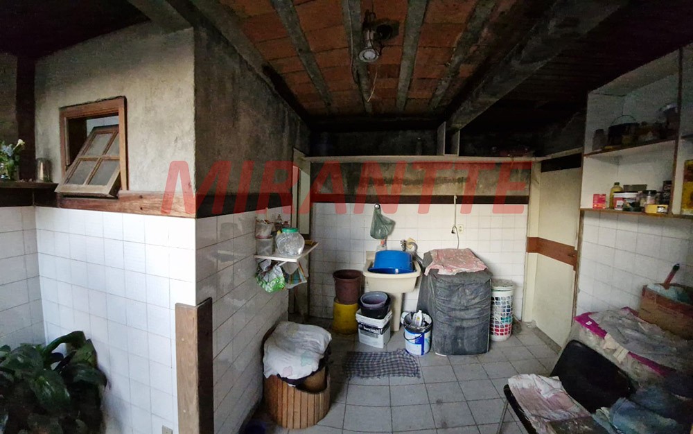Sobrado de 178m² com 3 quartos em Jardim Brasil