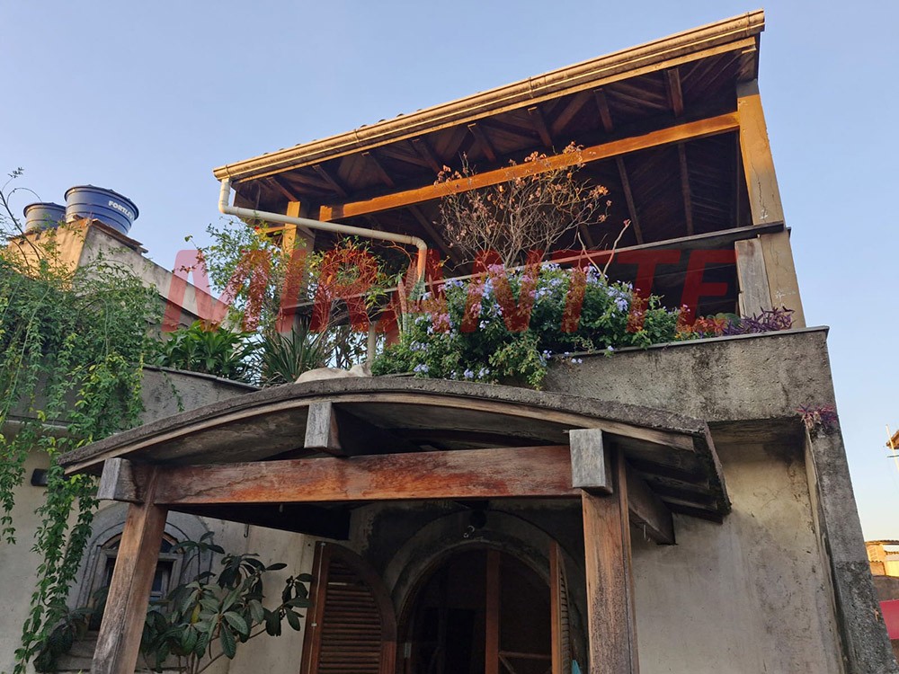 Sobrado de 178m² com 3 quartos em Jardim Brasil