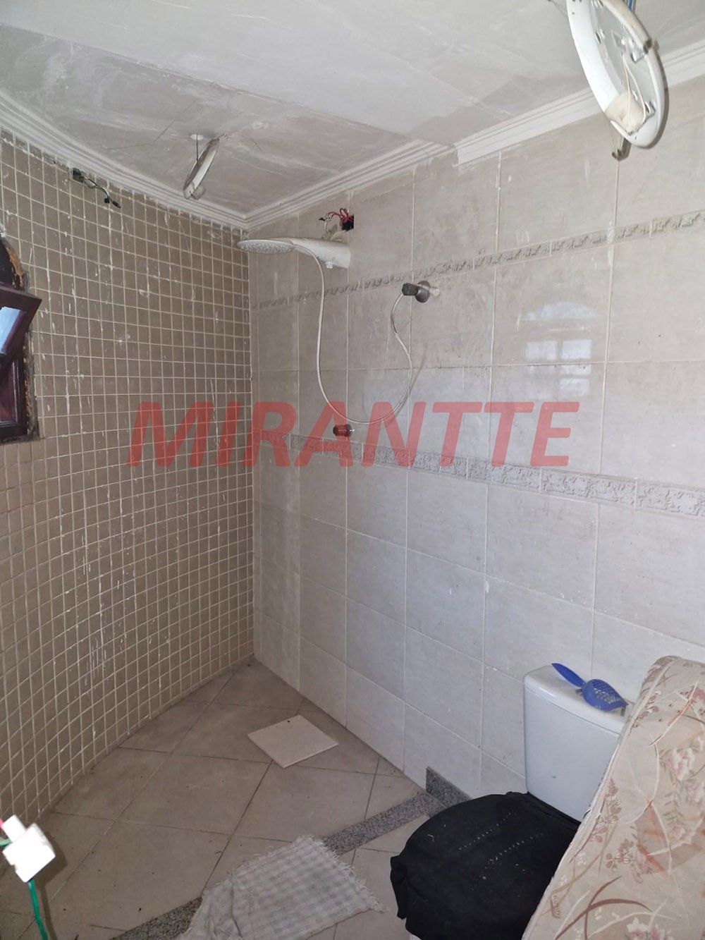 Sobrado de 178m² com 3 quartos em Jardim Brasil