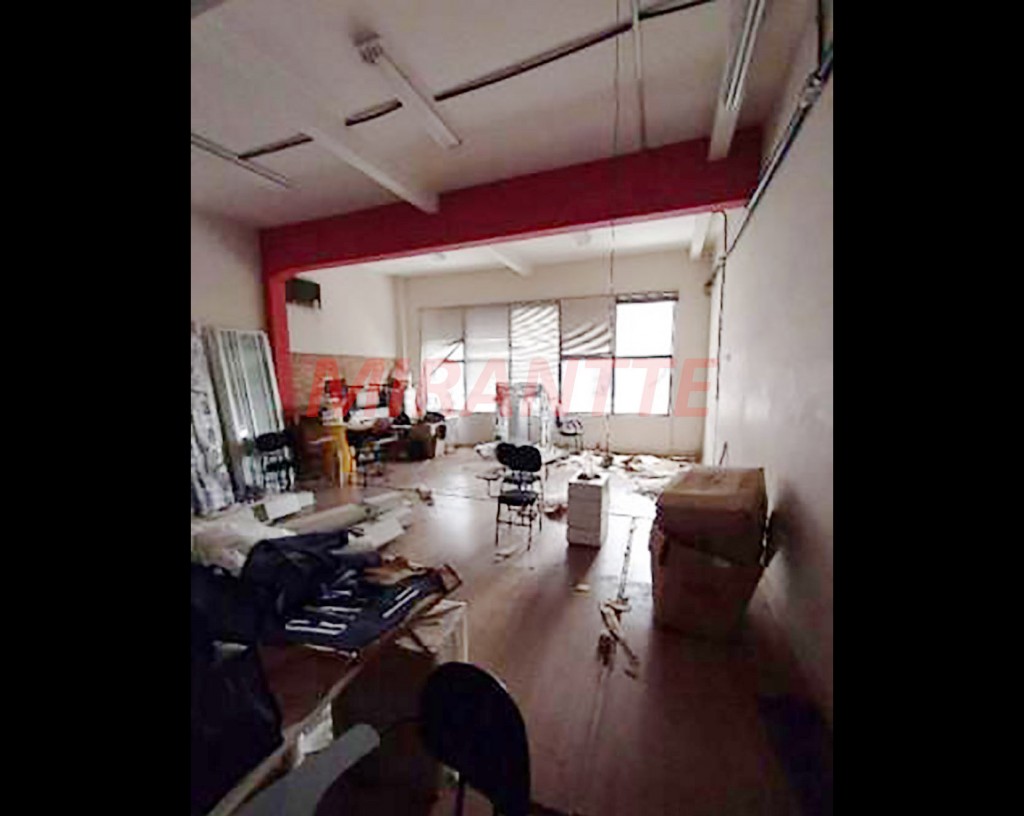 Comercial de 1650m² em Cambuci