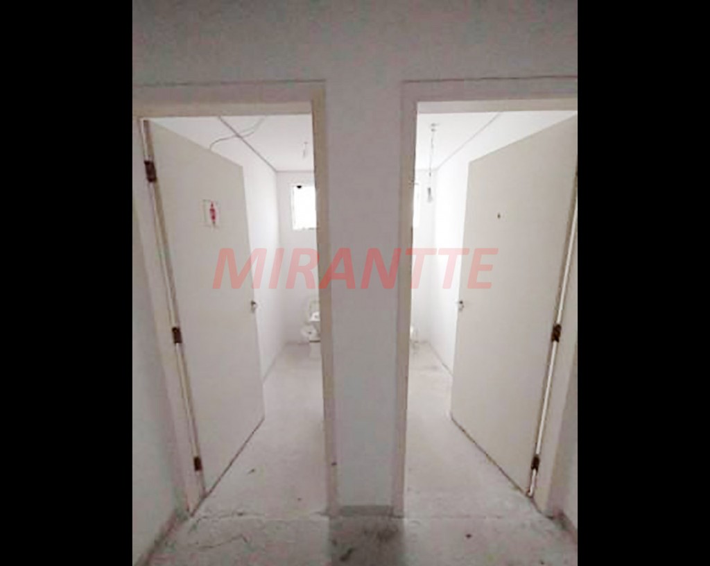 Comercial de 1650m² em Cambuci