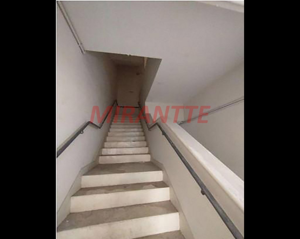 Comercial de 1650m² em Cambuci