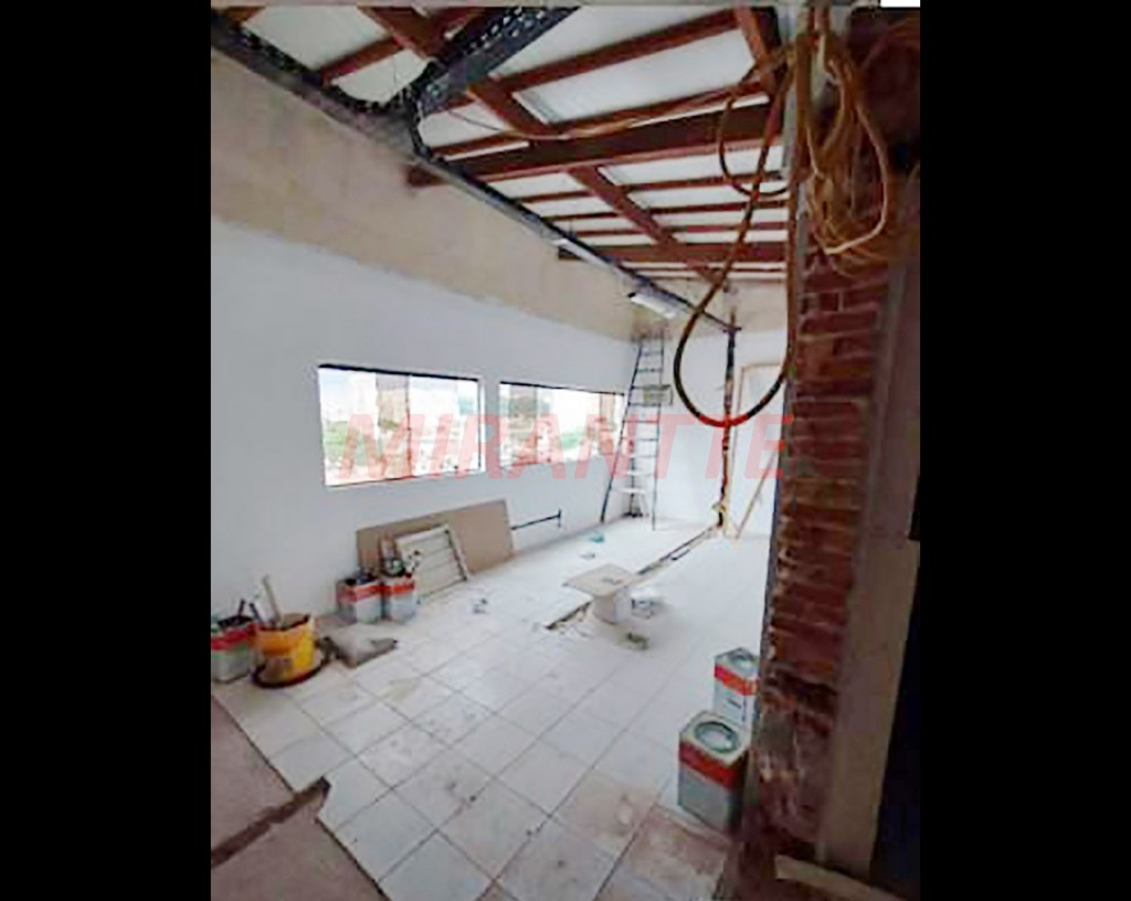 Comercial de 1650m² em Cambuci