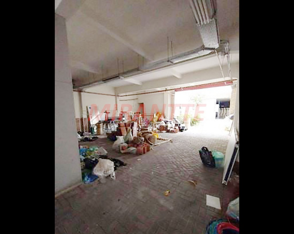 Comercial de 1650m² em Cambuci