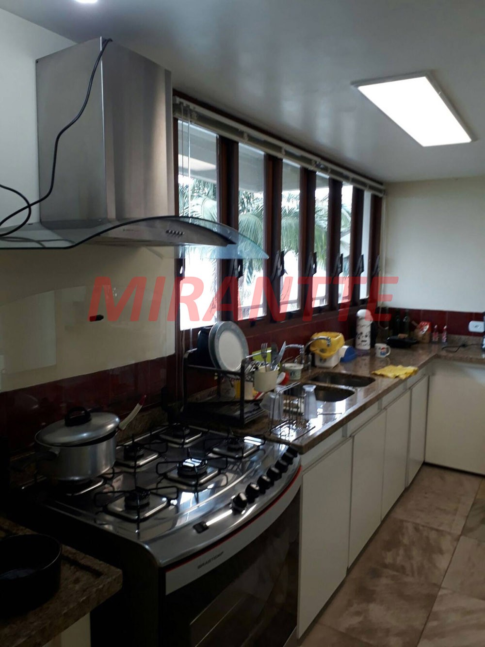 Casa terrea de 800m² com 3 quartos em Portogalo