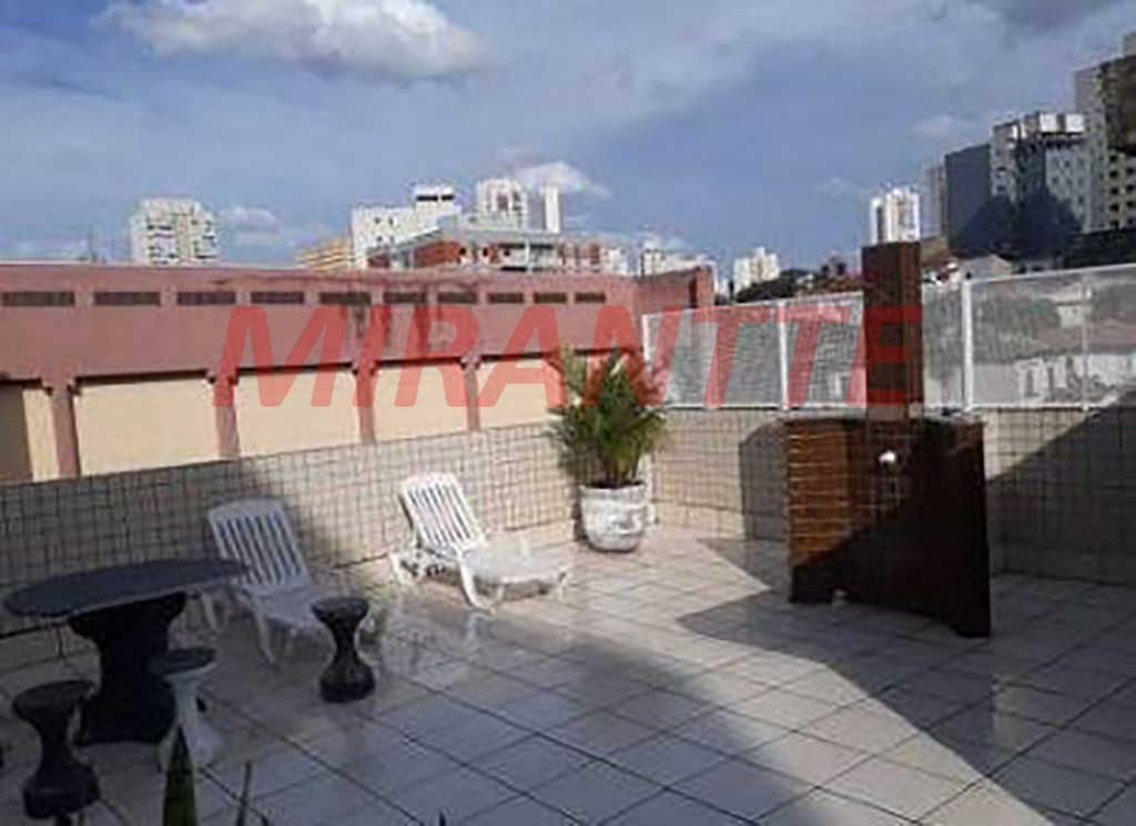 Comercial de 2000m² com 63 quartos em Cambuci