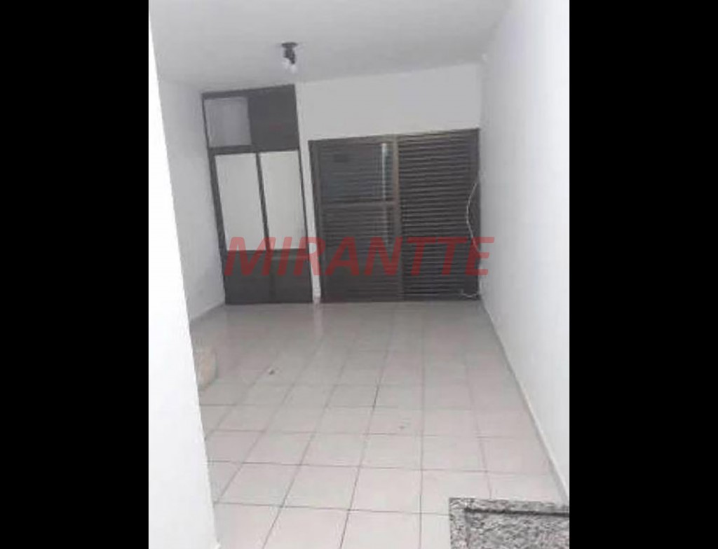 Comercial de 2000m² com 63 quartos em Cambuci