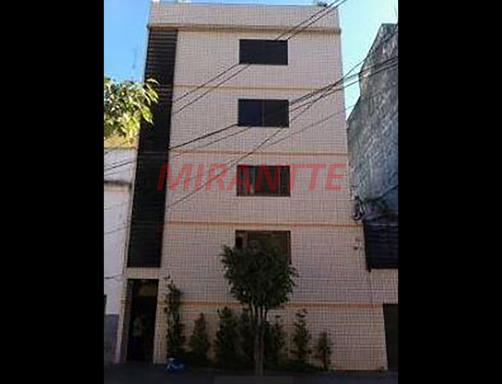 Comercial de 2000m² com 63 quartos em Cambuci