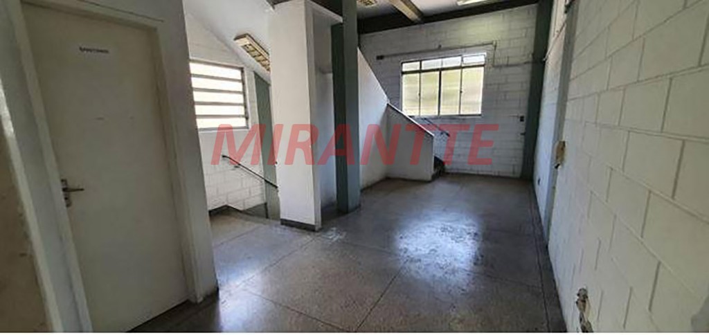 Comercial de 650m² em Bosque da Saúde