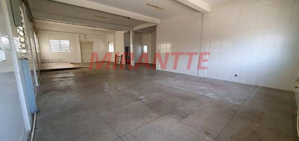 Comercial de 650m² em Bosque da Saúde