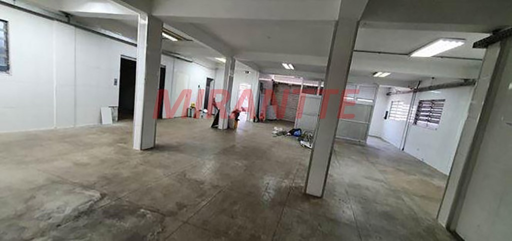 Comercial de 650m² em Bosque da Saúde