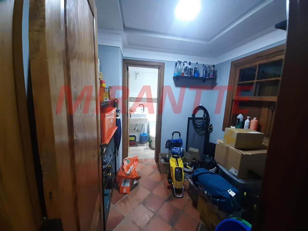 Sobrado de 296m² com 4 quartos em Cachoeira