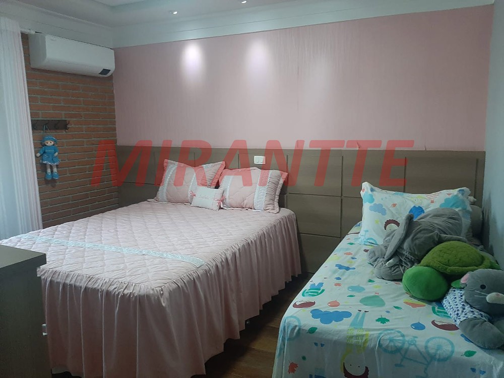 Sobrado de 296m² com 4 quartos em Cachoeira