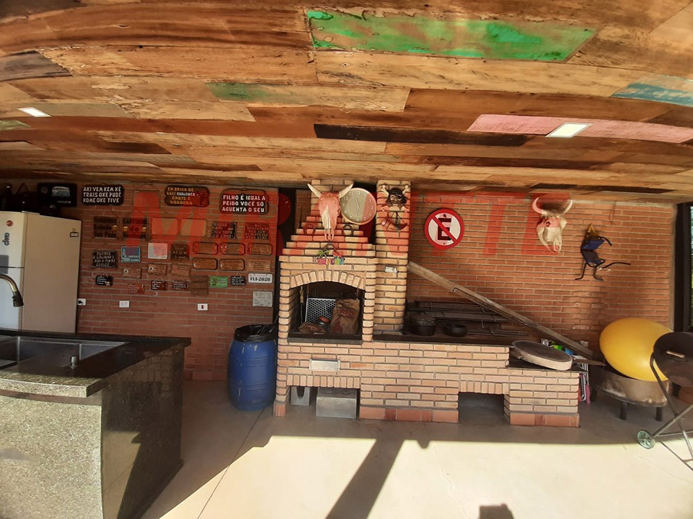 Sobrado de 296m² com 4 quartos em Cachoeira